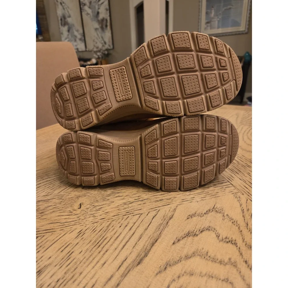 Skechers Slip-Ins Boots Easy Going Casually Perfect Women's 8M Brown Chestnut